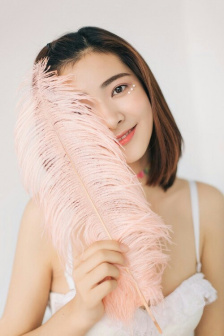 《朋友的未婚妻》HD